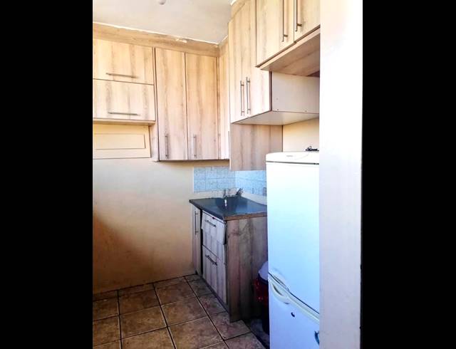 3 BEDROOM APARTMENT FOR SALE IN SUNNYSIDE